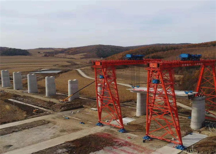 牡佳客专450t轮轨提梁机